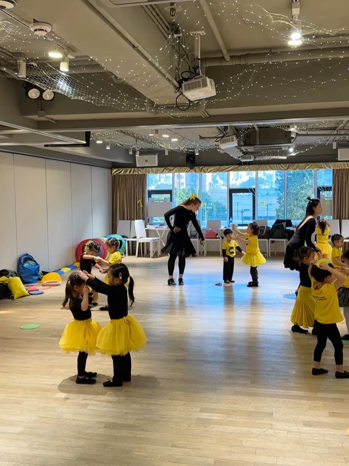 A little snippet from one of our locations on a Monday afternoon!

We love the ✨ that BallroomBees Methodology brings to all of our partners and locations.

Did you know you can become a franchisee partner? 

DM us for more information