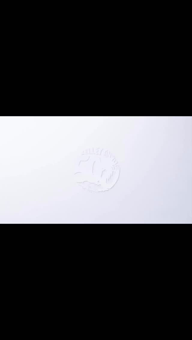When one of the best schools in Hong Kong asks you to create a bespoke choreography for their Jubilee celebration, to a remastered 80s classic made just for the Kellett community, you take the challenge and run with it.
Our Ballroombees creative content team led by @katyavirshilas & @mr_ryanhammond created the bespoke choreography to “Gold” led by @tashacaryl & @vernon__vdm.
Over 700 students, from age 6-17 yrs took part in learning the choreography!
Thank you @kellettschool for trusting BallroomBees with such a special moment in your 50th Anniversary celebrations - let’s go for gold!
#ballroombees #ballroombeesworld #kellett